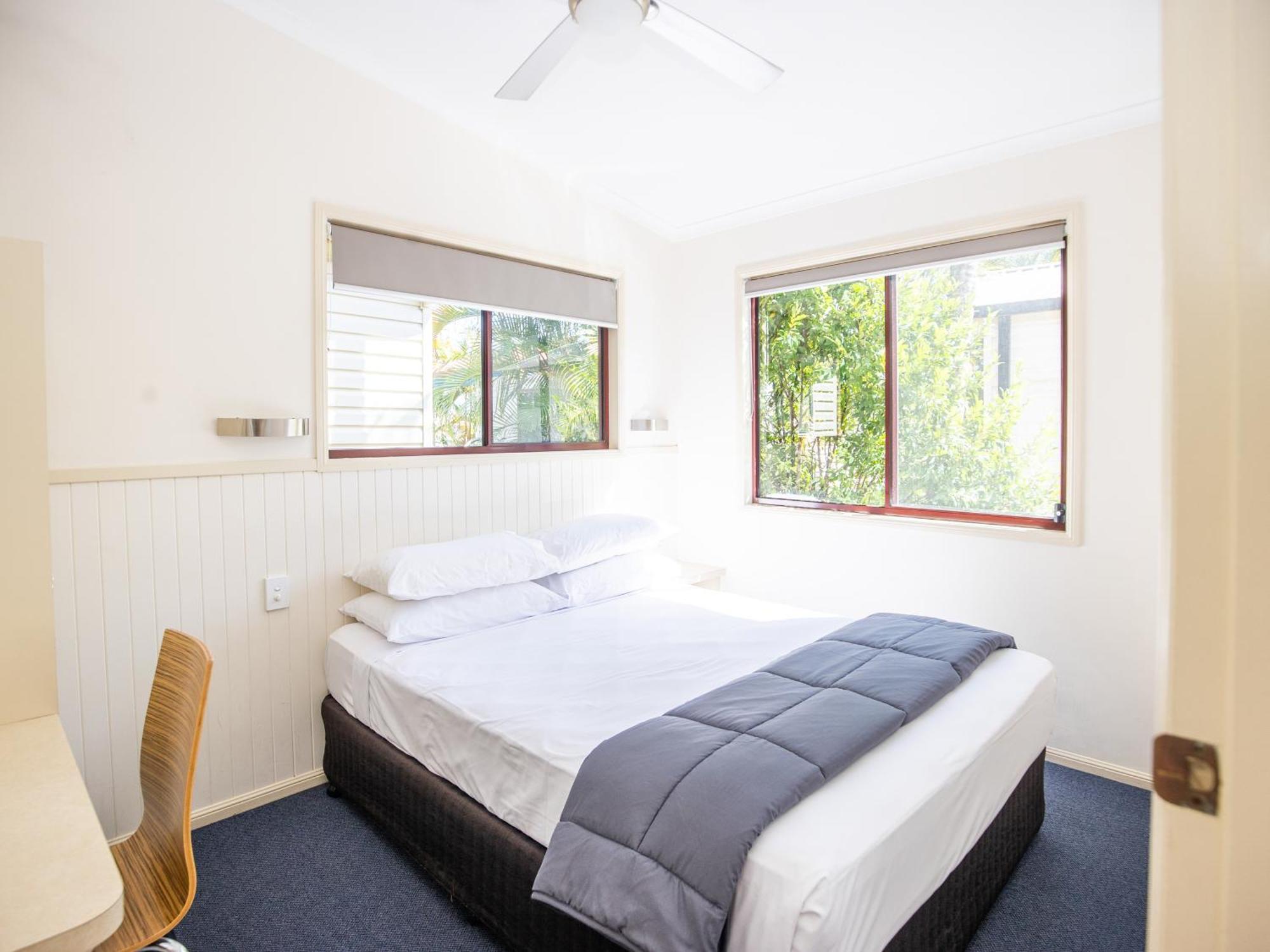 Nrma Treasure Island Holiday Resort Gold Coast Room photo