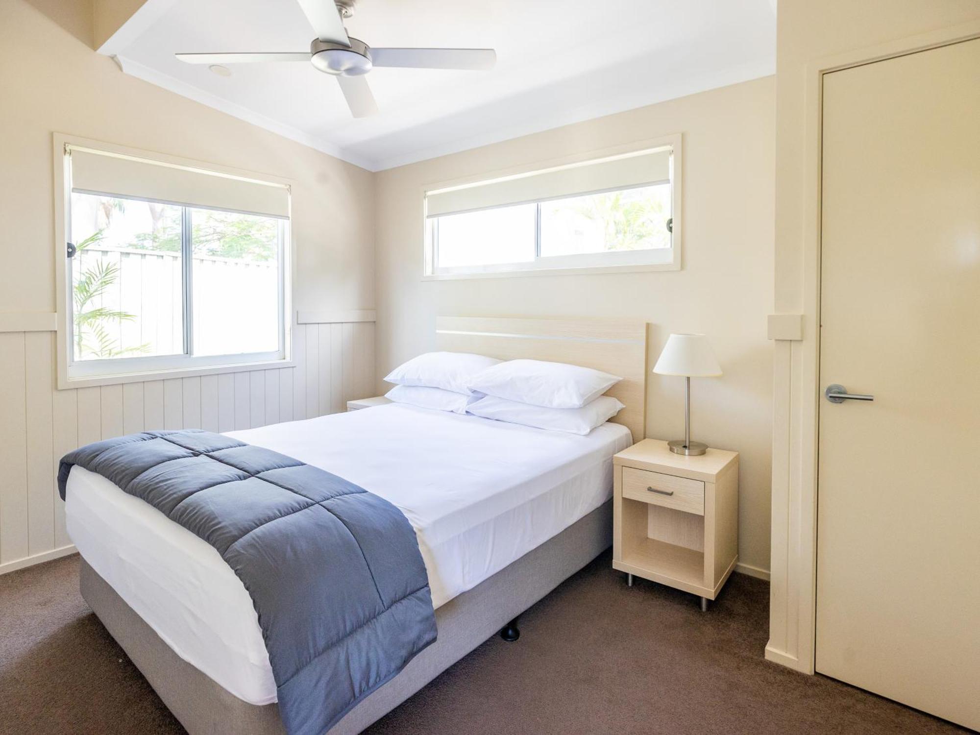 Nrma Treasure Island Holiday Resort Gold Coast Room photo